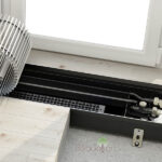 image-Внутрипольный конвектор отопления водяной Varmann Qtherm HK Mini QHKM 190.90.1400 RR U EV1 L тепло холод с вентилятором подключение слева решетка серебро